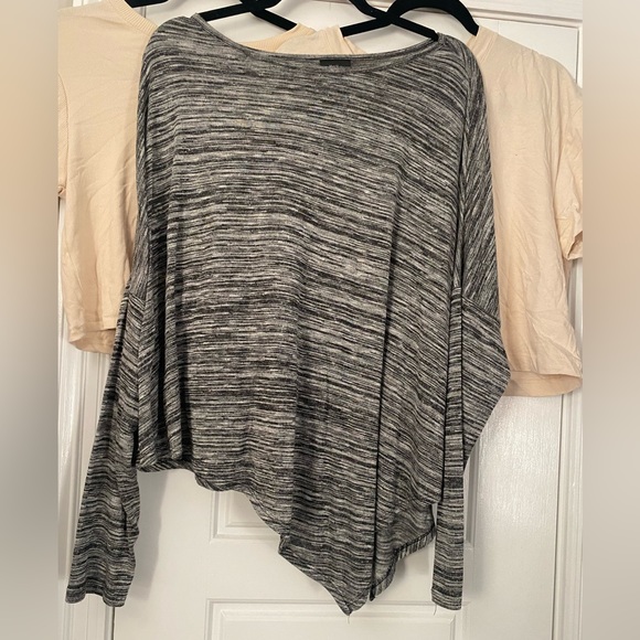 Mossimo top - Picture 2 of 3